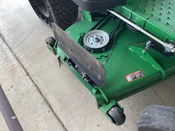 Image of John Deere Z997R equipment image 1