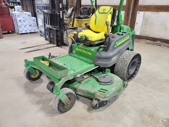 2025 John Deere Z997R Equipment Image0