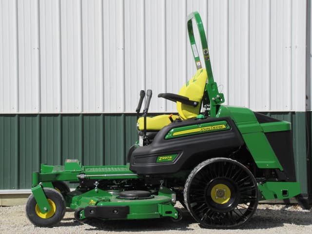 Image of John Deere Z997R equipment image 1