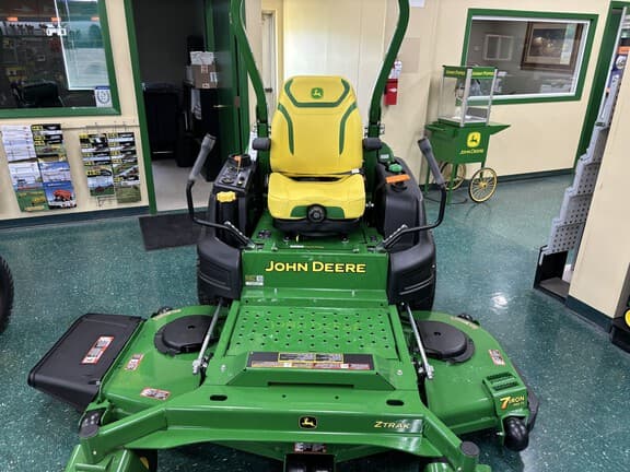 Image of John Deere Z997R equipment image 4