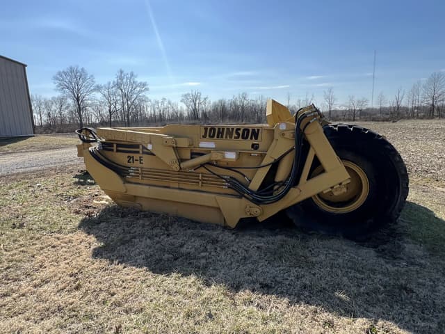 Image of Johnson 21E equipment image 4