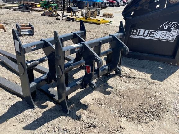 2025 Paladin Pallet Forks Equipment Image0