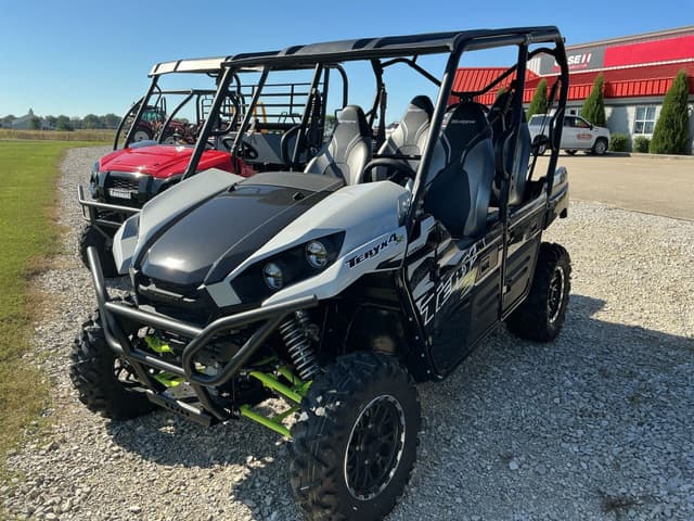 Image of Kawasaki Teryx4 S LE equipment image 3