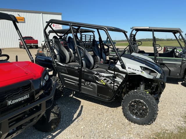 Image of Kawasaki Teryx4 S LE equipment image 1
