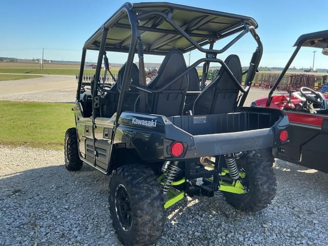 Image of Kawasaki Teryx4 S equipment image 4