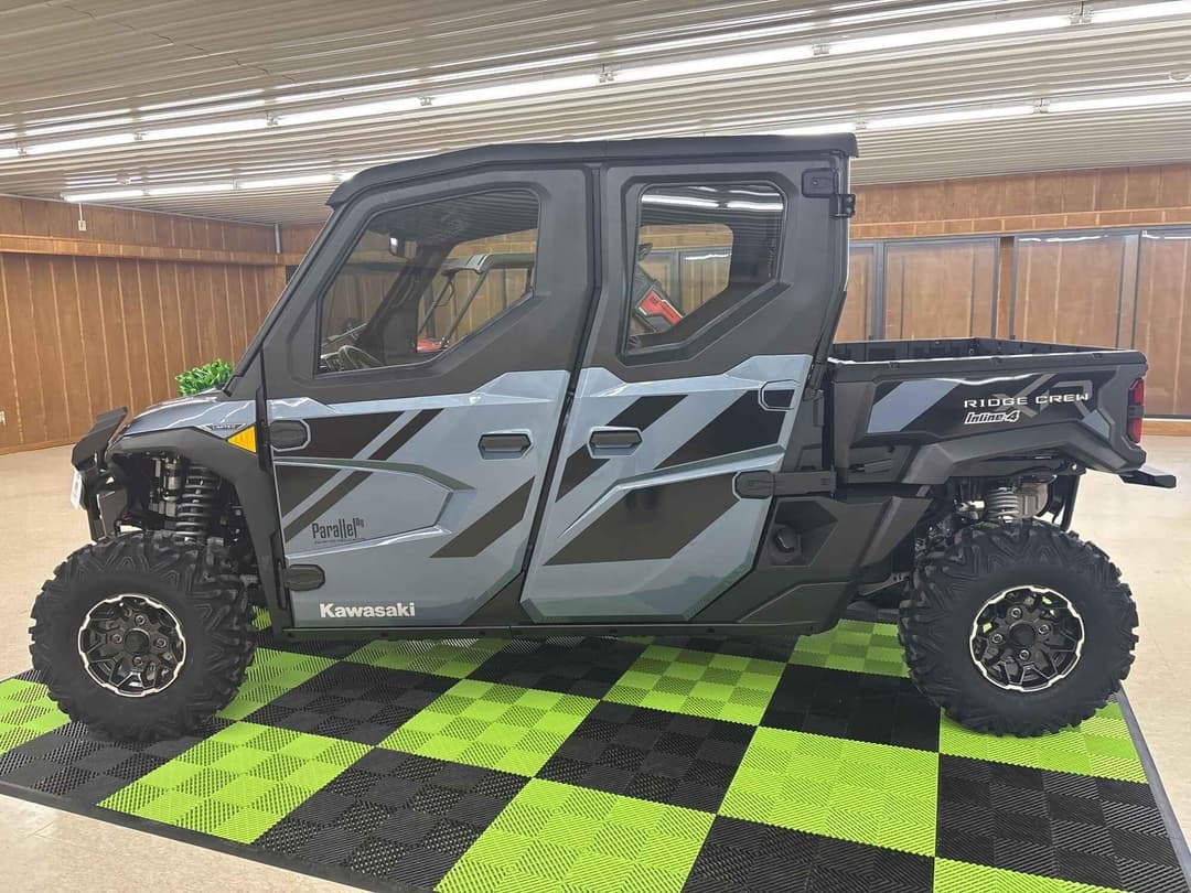 Image of Kawasaki Ridge XR Crew Limited HVAC Primary image