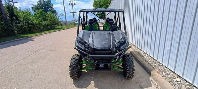 Image of Kawasaki Teryx4 S LE equipment image 1