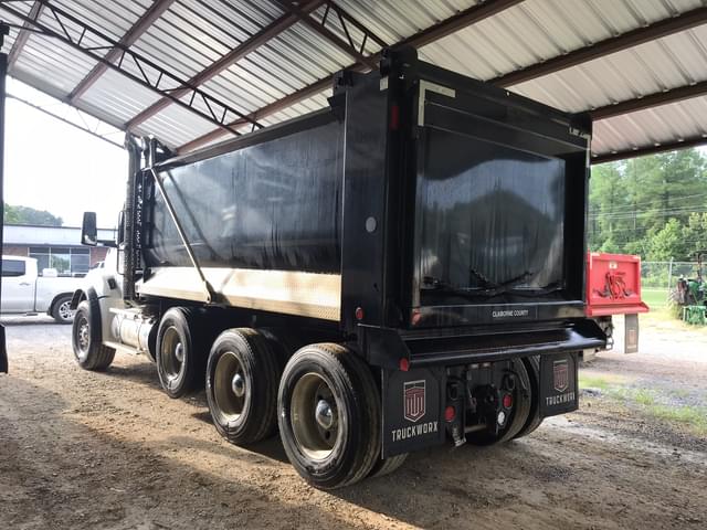 Image of Kenworth T880 equipment image 1