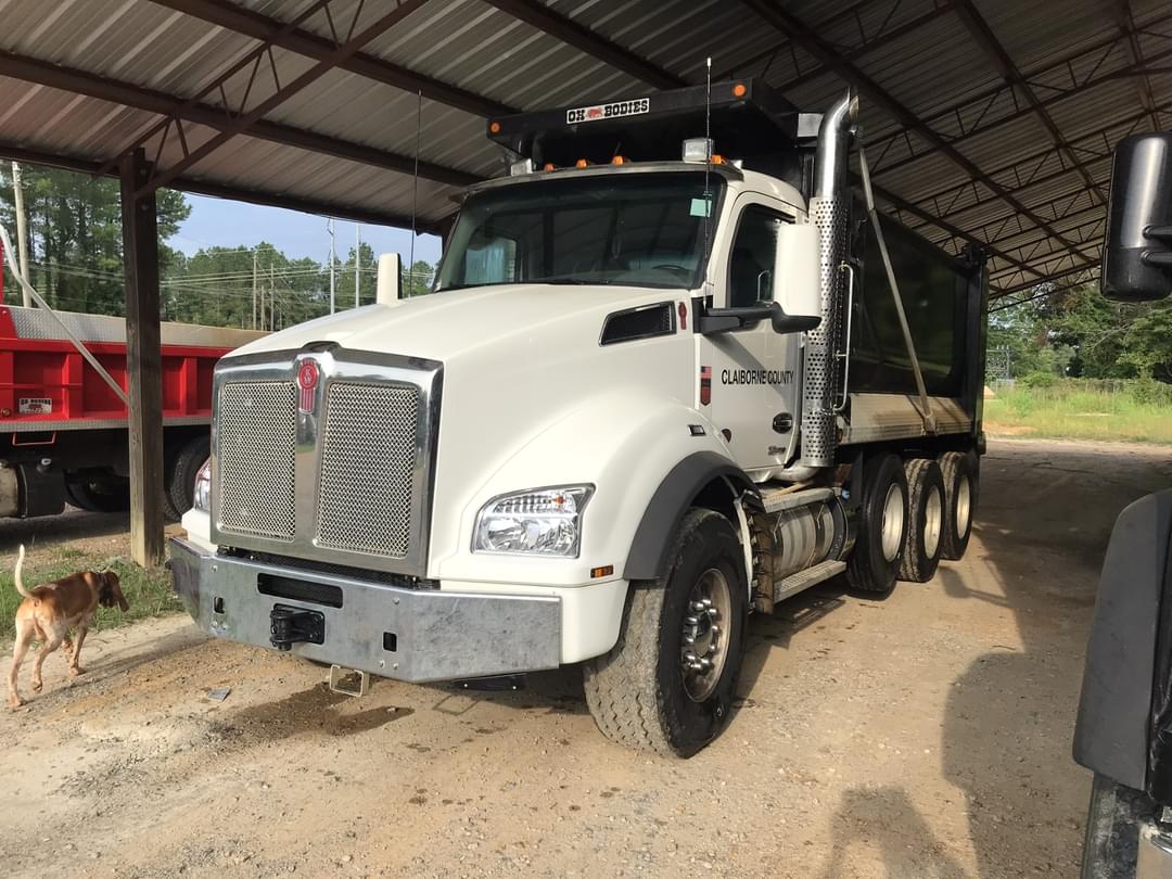 Image of Kenworth T880 Primary image