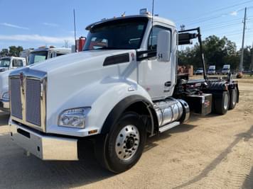 Main image Kenworth T880