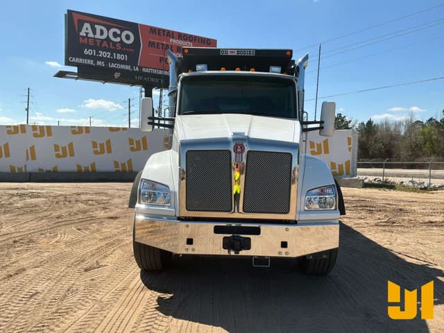 Image of Kenworth T880 equipment image 1