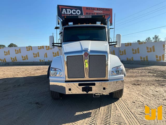 Image of Kenworth T880 equipment image 1