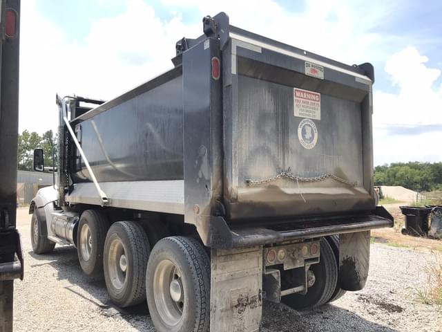 Image of Kenworth T880S equipment image 2