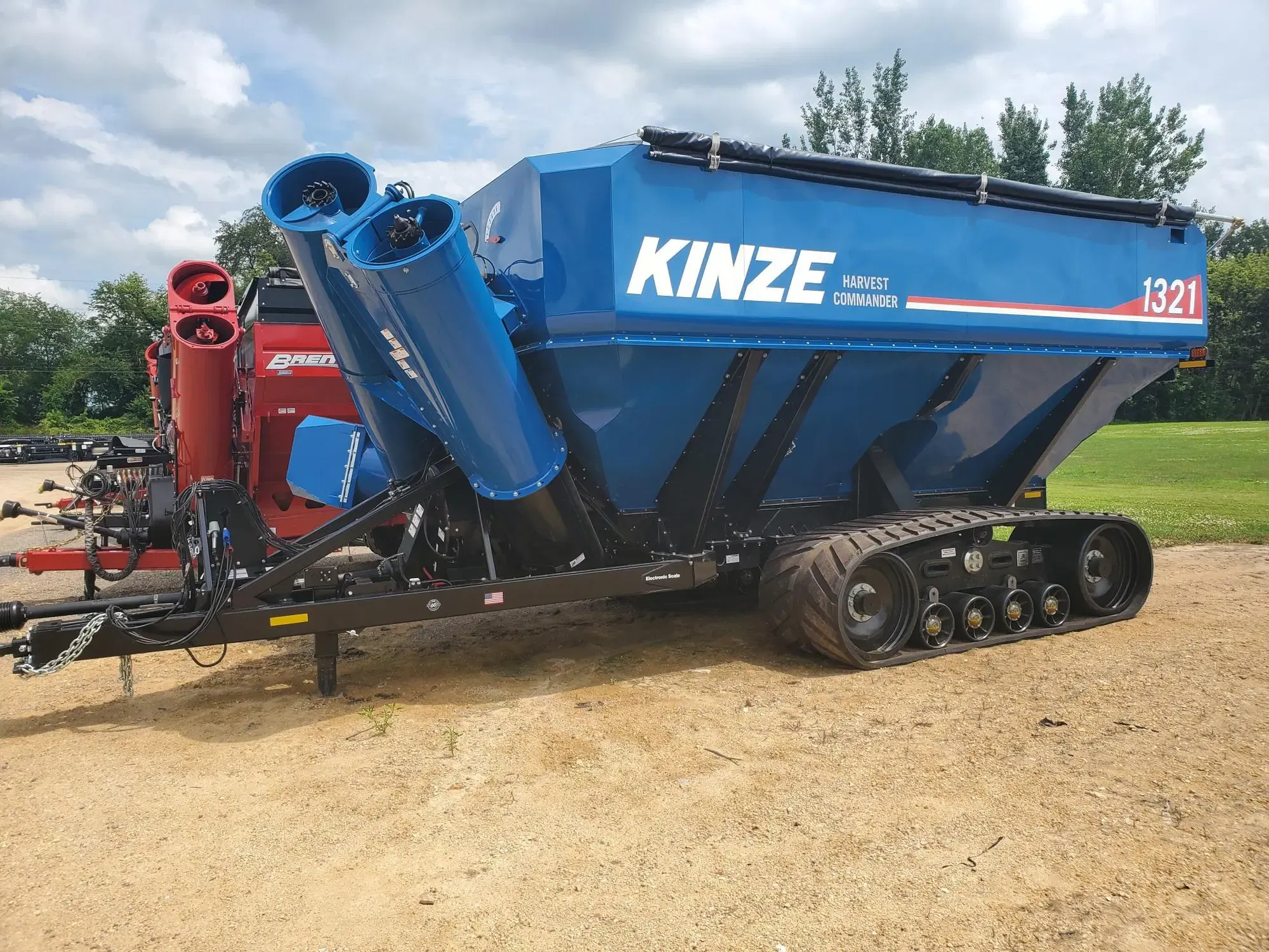 Main image Kinze 1321