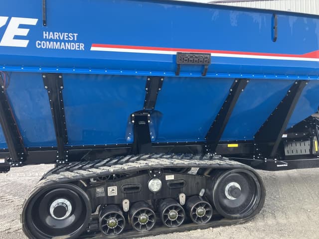 Image of Kinze 1421 equipment image 4