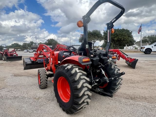 Image of Kioti CK3520 equipment image 3