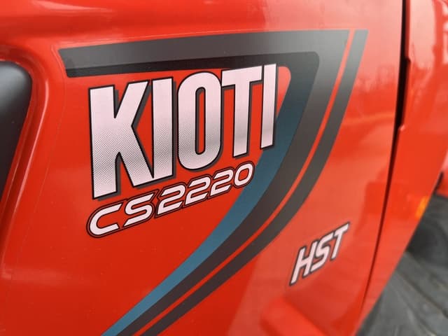 Image of Kioti CS2220 equipment image 4