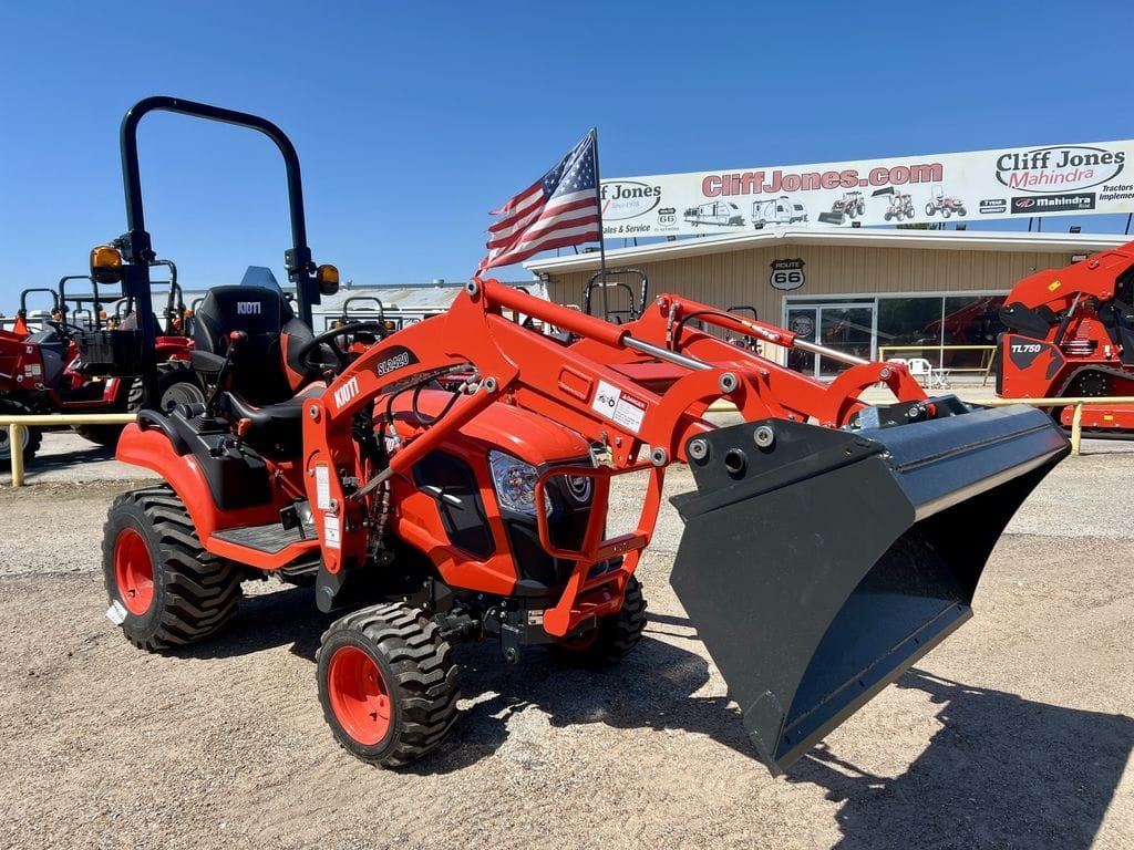 2025 Kioti CS2220 Equipment Image0
