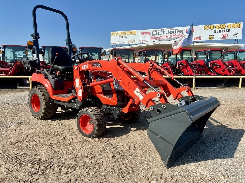 2025 Kioti CS2520 Equipment Image0