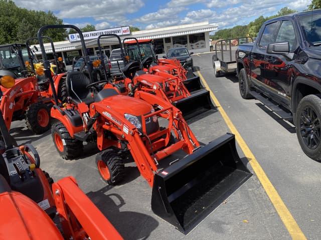 Image of Kioti CS2210 equipment image 1