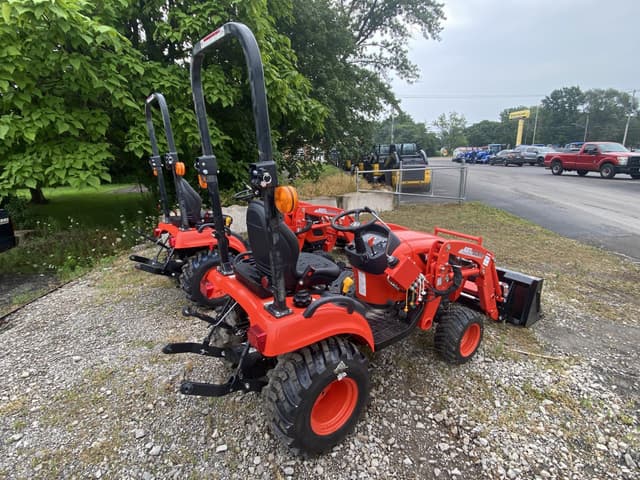 Image of Kioti CS2210 equipment image 2