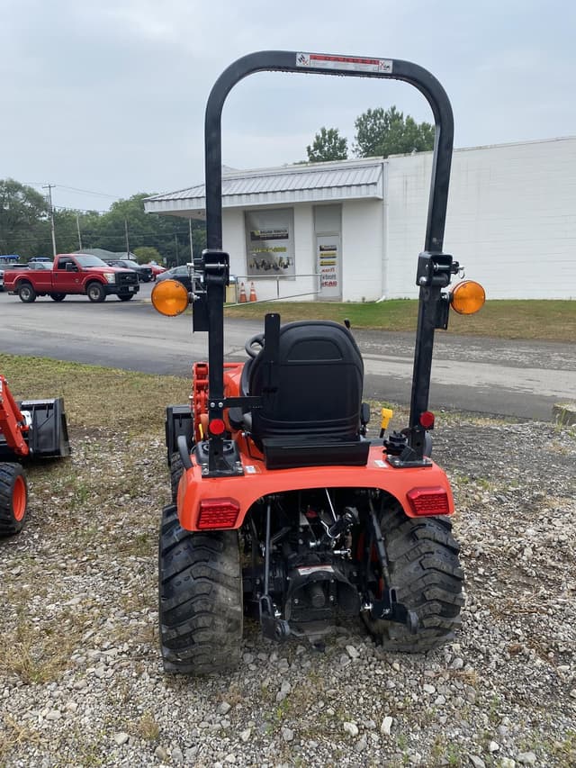 Image of Kioti CS2210 equipment image 4