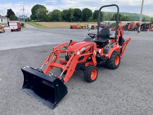 2025 Kioti CS2210 Equipment Image0