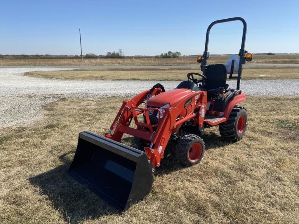 2025 Kioti CS2220 Equipment Image0