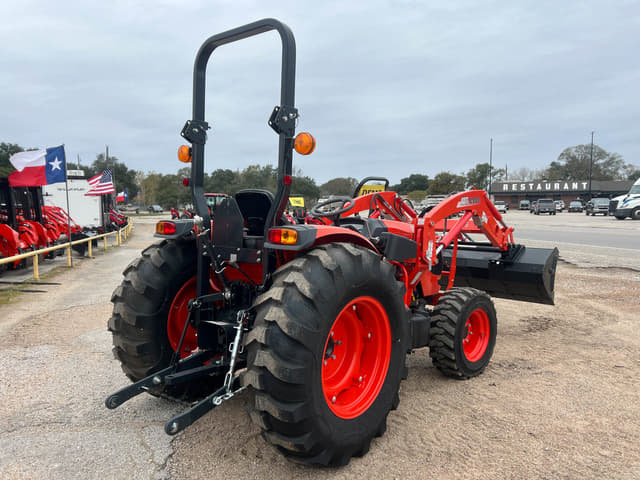 Image of Kioti DK5520 equipment image 2