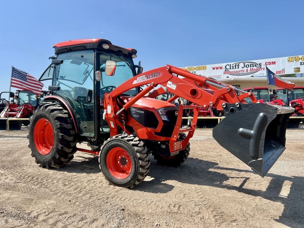2025 Kioti DK4220SE Equipment Image0