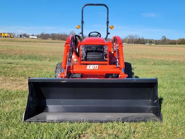 Image of Kioti DK4720SE HST equipment image 2