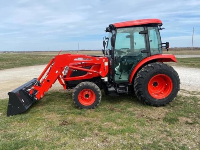 Image of Kioti NS6010CHR equipment image 3