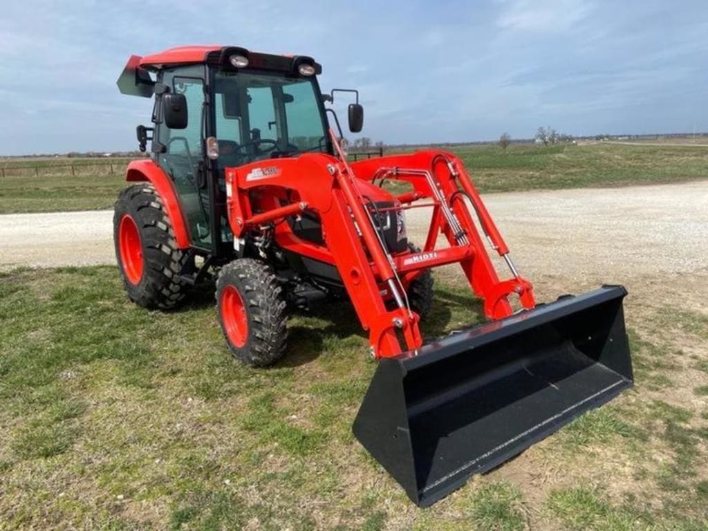 2025 Kioti NS6010CHR Equipment Image0