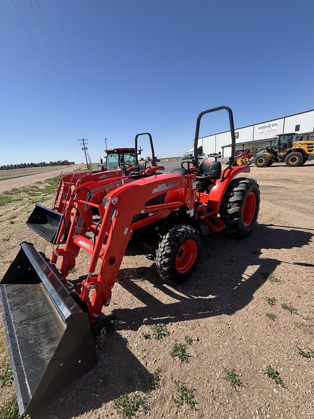 Image of Kioti NS6010 HST equipment image 2