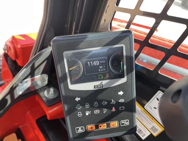 Image of Kioti TL750 equipment image 2