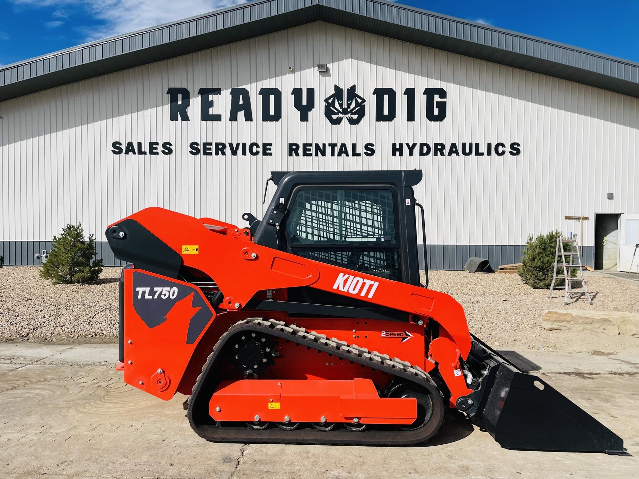 2025 Kioti TL750 Equipment Image0