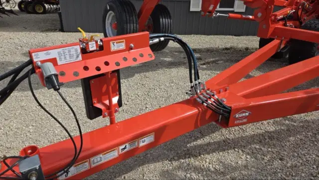 Image of Kuhn Krause Gladiator 1210-1630 equipment image 4