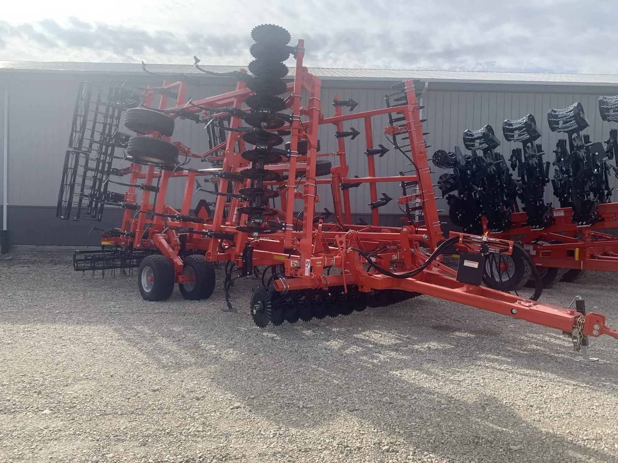 2025 Kuhn Krause 6205-31 Equipment Image0