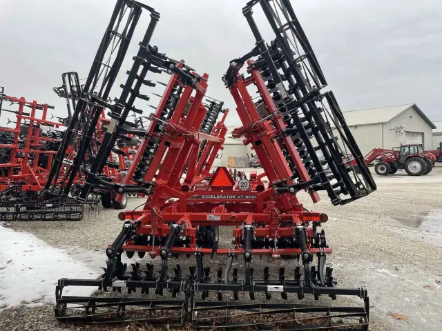 Image of Kuhn Krause Excelerator XT 8010-25 equipment image 3