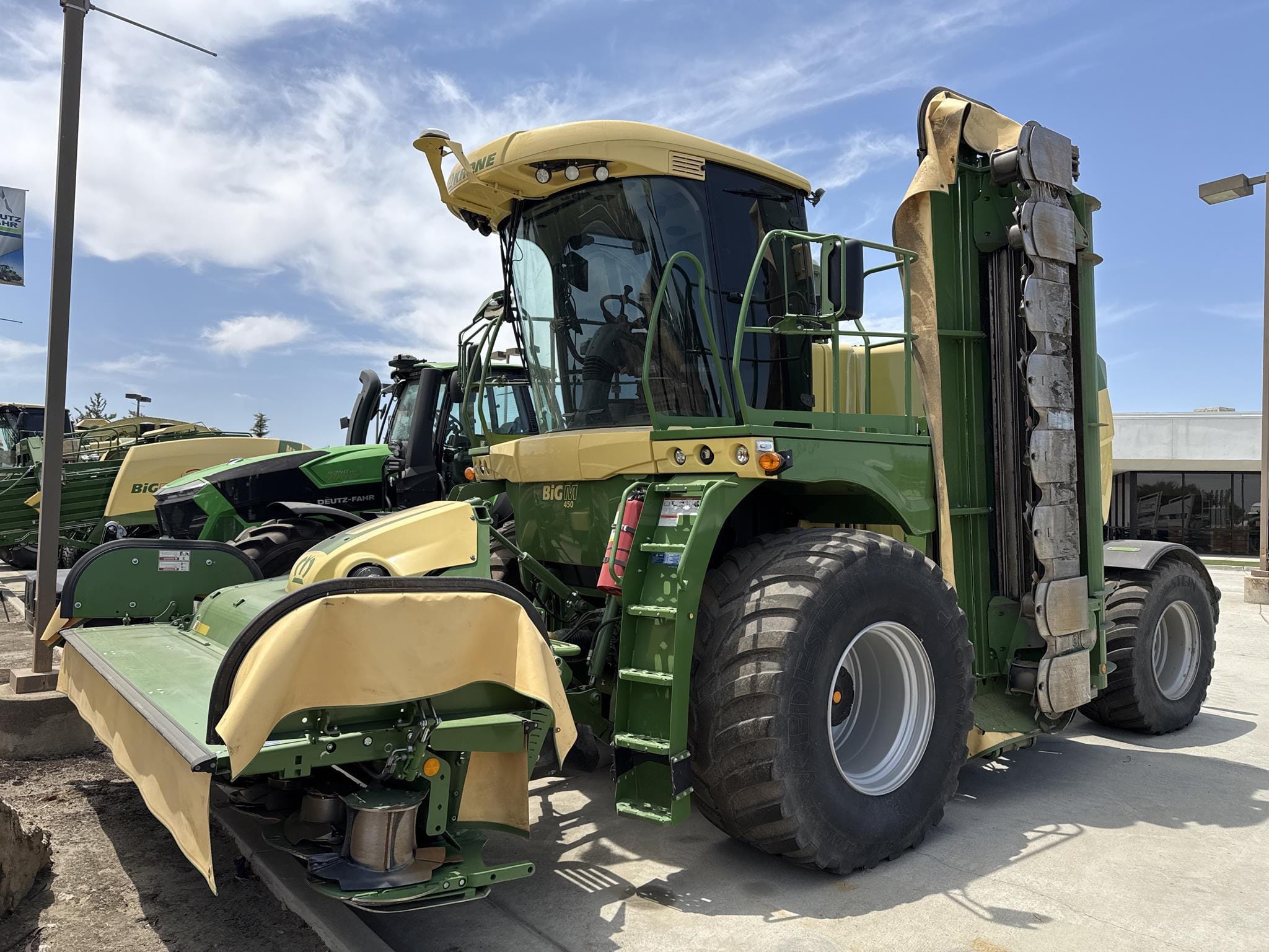 2025 Krone BIG M 450 Equipment Image0