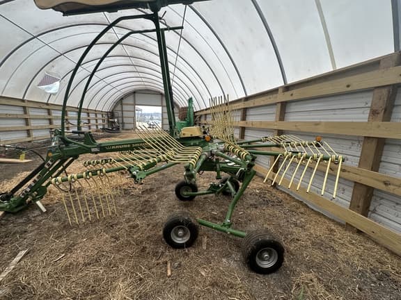 Image of Krone Swadro S420 equipment image 2