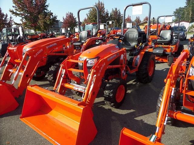 Image of Kubota B2301HSD equipment image 4