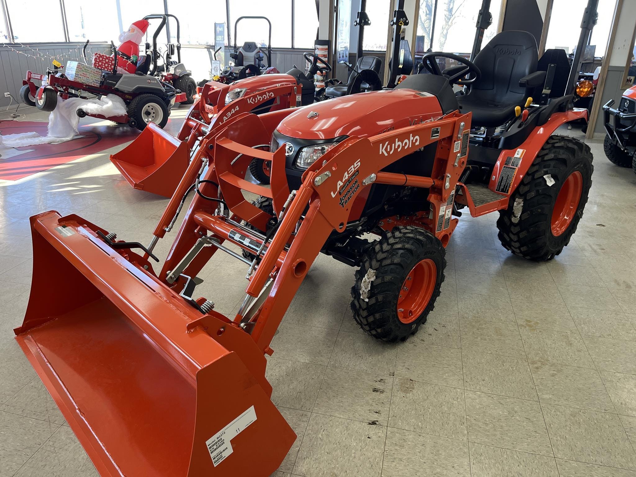 2025 Kubota B2601HSD Equipment Image0