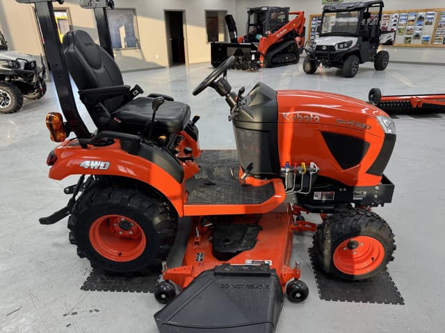 Image of Kubota BX2380 equipment image 3