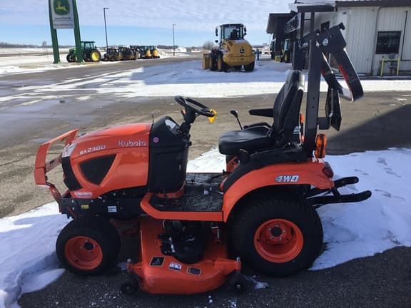 Image of Kubota BX2380 equipment image 4