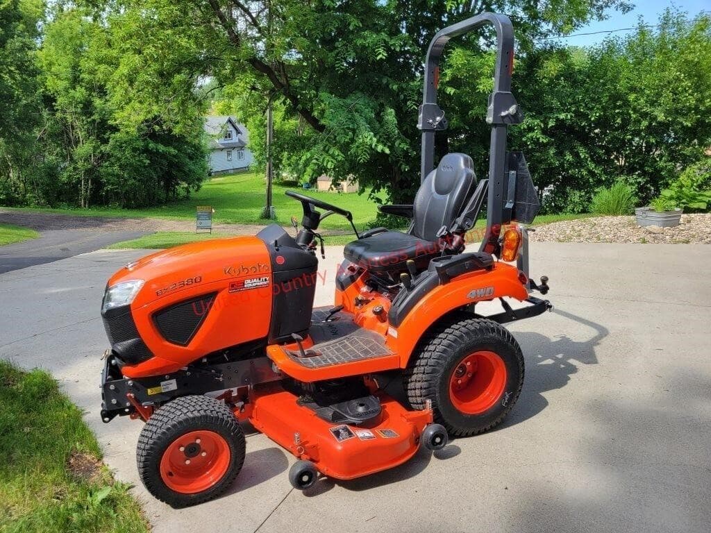 Image of Kubota BX2380 Image 1