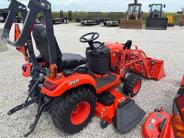 Image of Kubota BX2380 equipment image 3