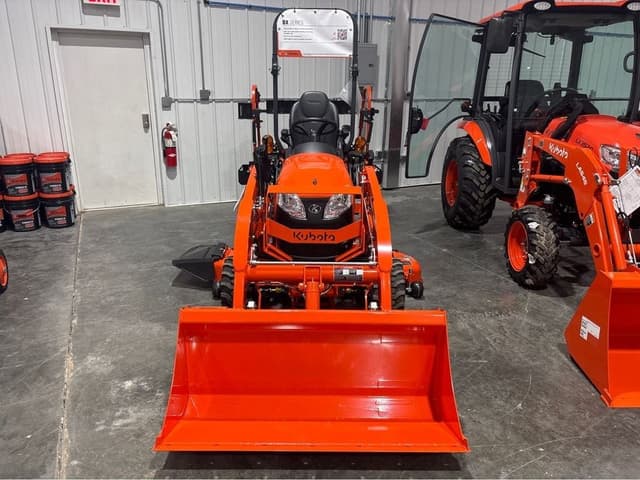 Image of Kubota BX2380 equipment image 2
