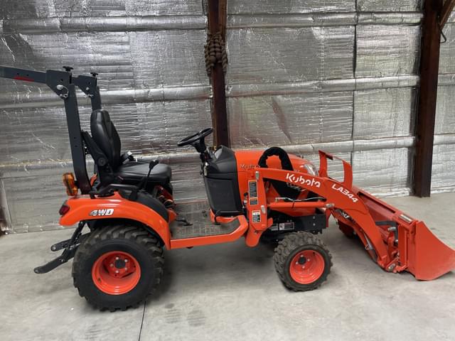 Image of Kubota BX2680 equipment image 1