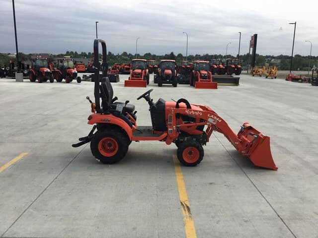 Image of Kubota BX2680 equipment image 3